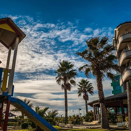 Vila Verde Beach Hotel Durres Ngoại thất bức ảnh