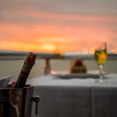 Vila Verde Beach Hotel Durres Ngoại thất bức ảnh