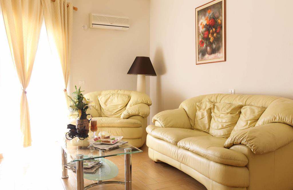 Vila Verde Beach Hotel Durres Phòng bức ảnh