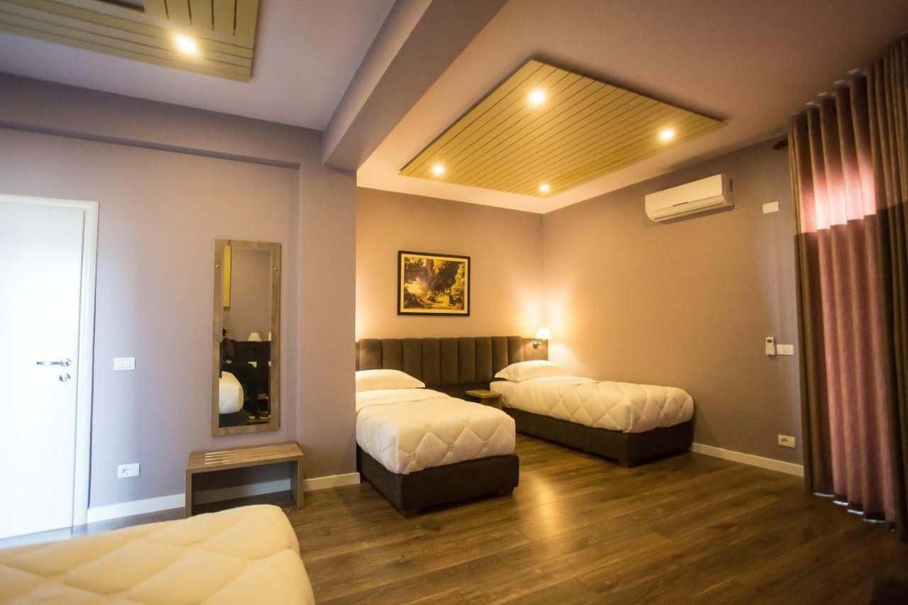 Vila Verde Beach Hotel Durres Ngoại thất bức ảnh