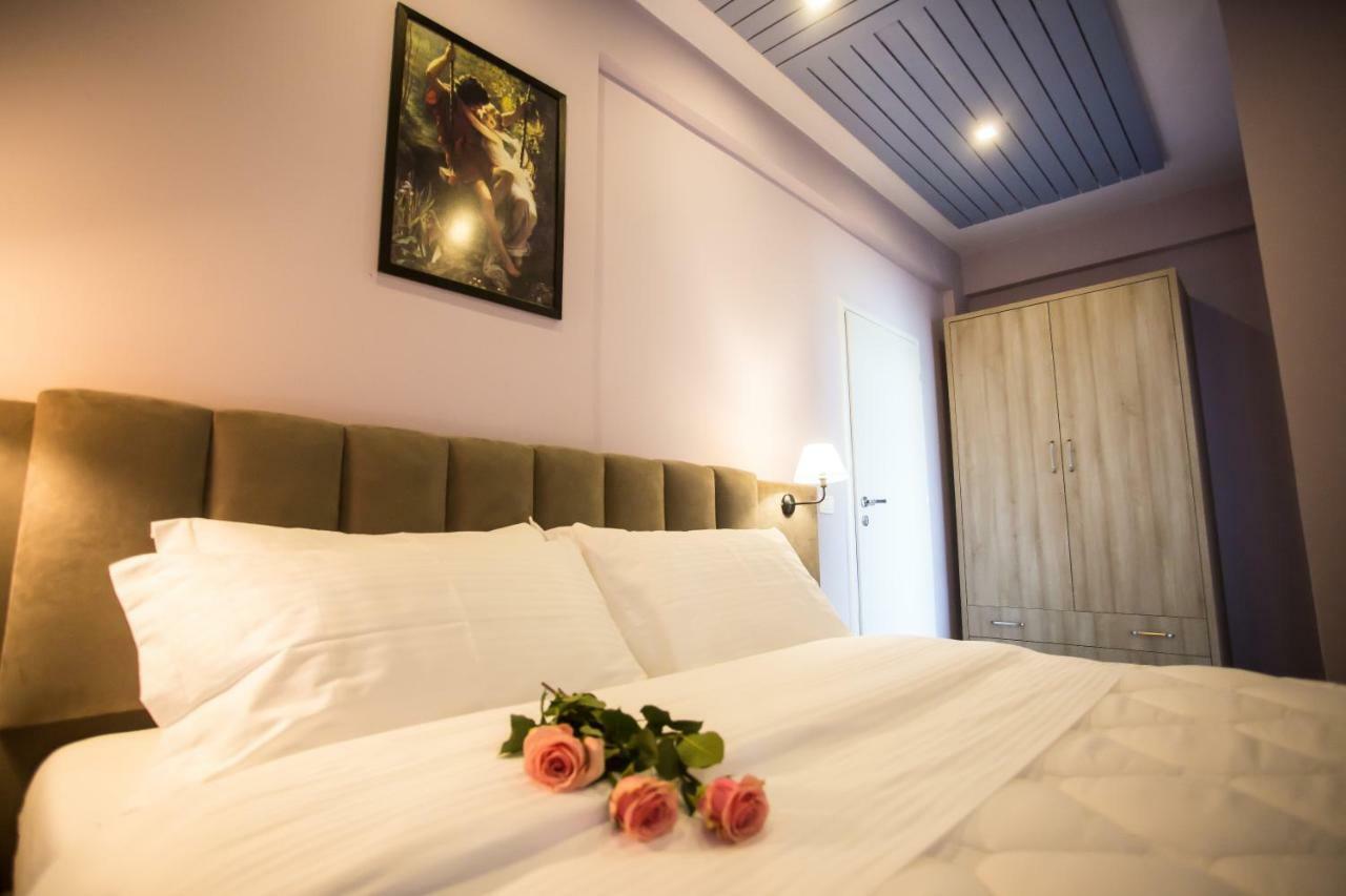 Vila Verde Beach Hotel Durres Ngoại thất bức ảnh