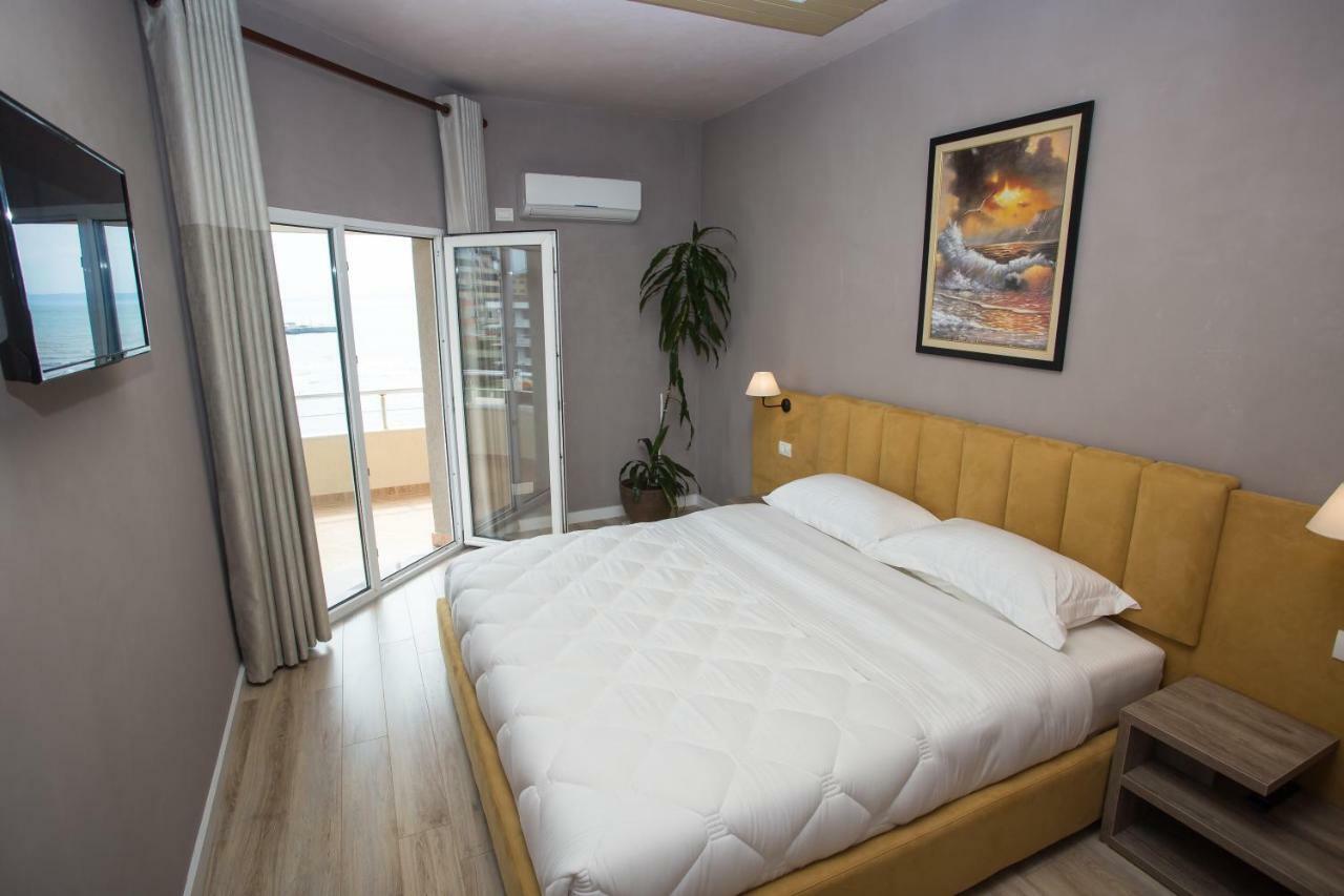 Vila Verde Beach Hotel Durres Ngoại thất bức ảnh