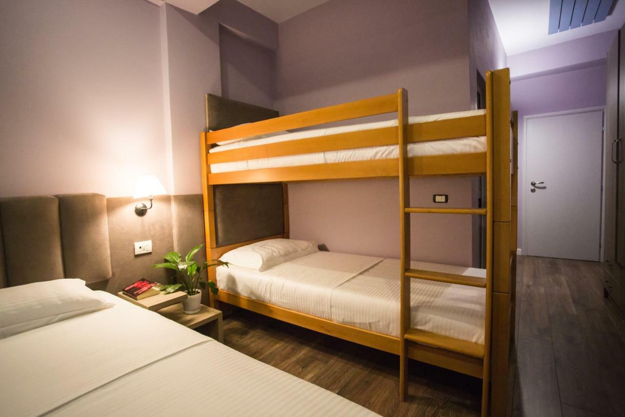 Vila Verde Beach Hotel Durres Ngoại thất bức ảnh